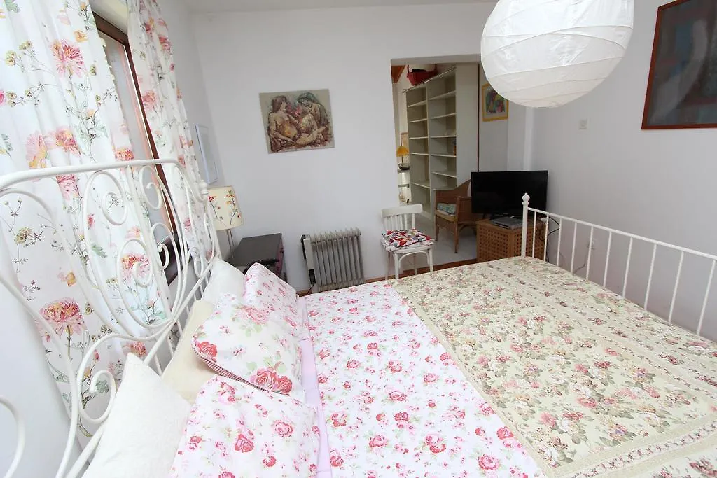 Apartments Apollonio Rovinj