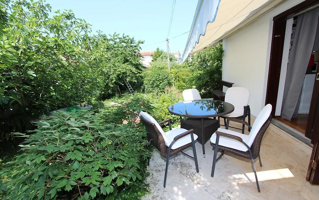 Apartments Apollonio Rovinj
