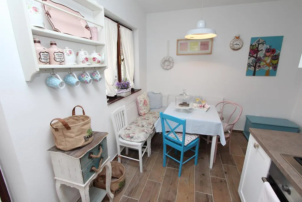 Apartments Apollonio Rovinj 0*,  Croatia
